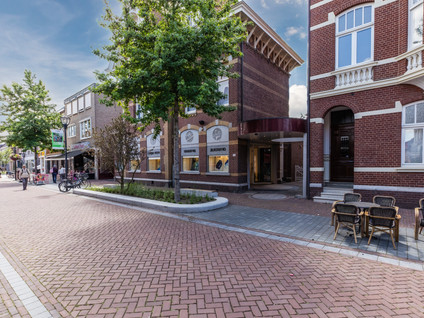 Bovenste straat 20