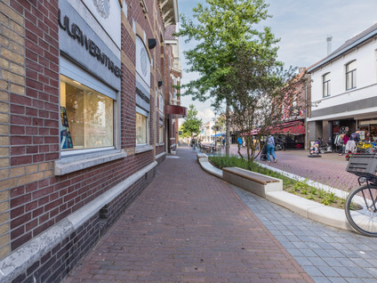Bovenste straat 20