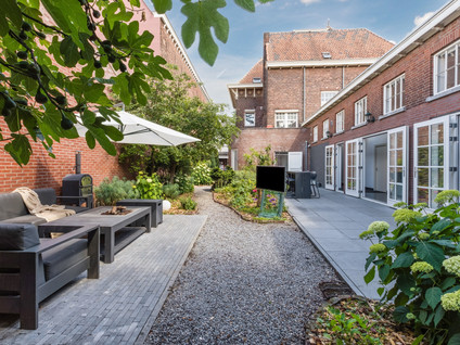 Bovenste straat 20A