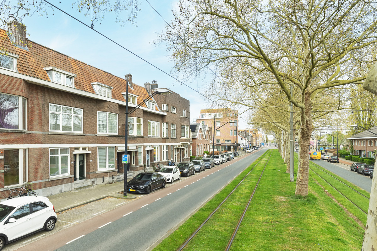 Appartement te koop: Dordtsestraatweg 677B, Rotterdam