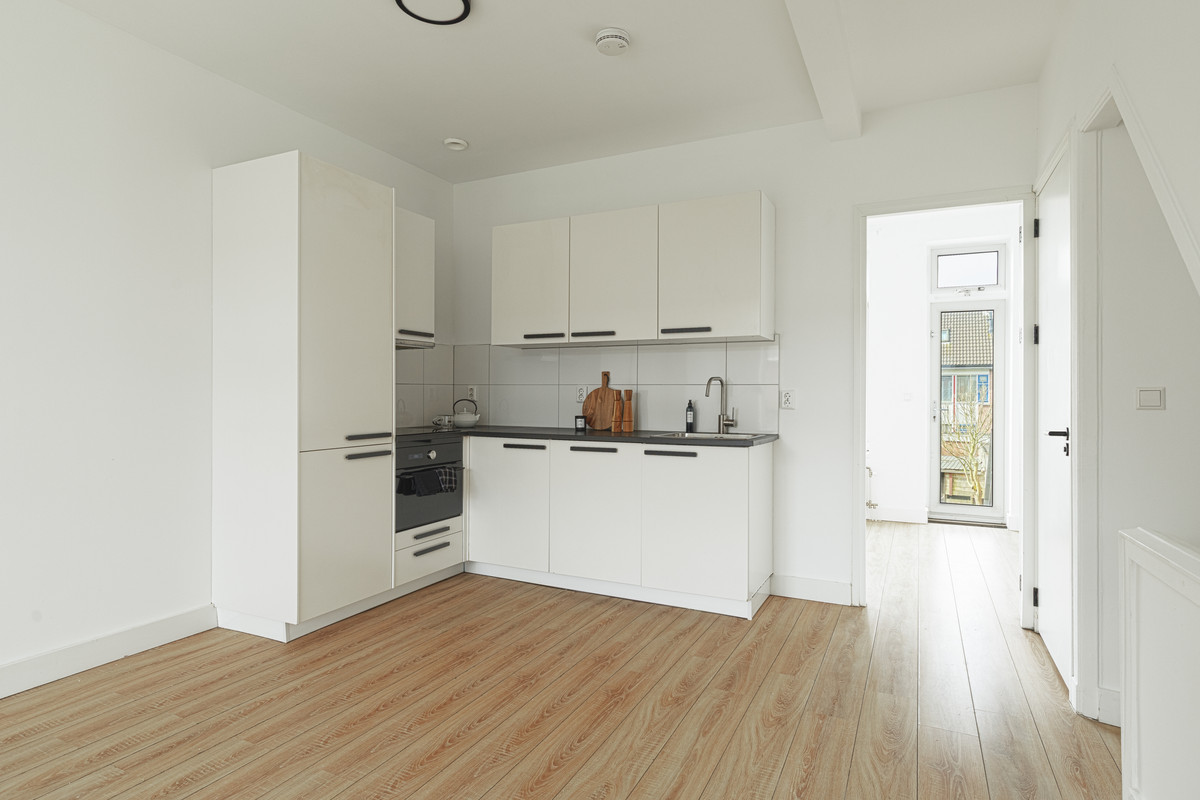 Appartement te koop: Dordtsestraatweg 677B, Rotterdam
