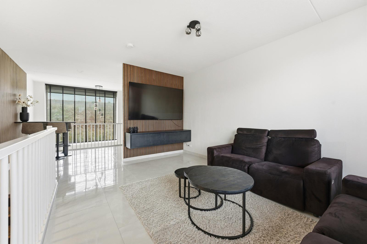 Tussenwoning te koop: Zwembaan 64, Vlaardingen