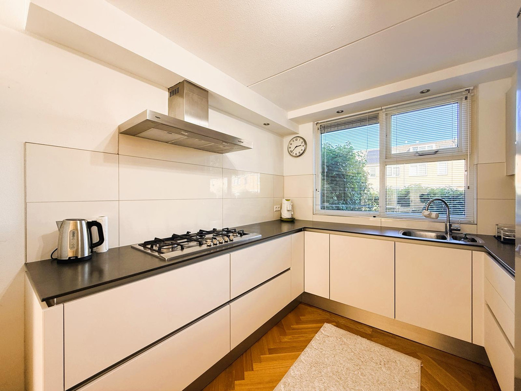 Tussenwoning te huur: Wilhelmina Druckerlaan 22, Amstelveen