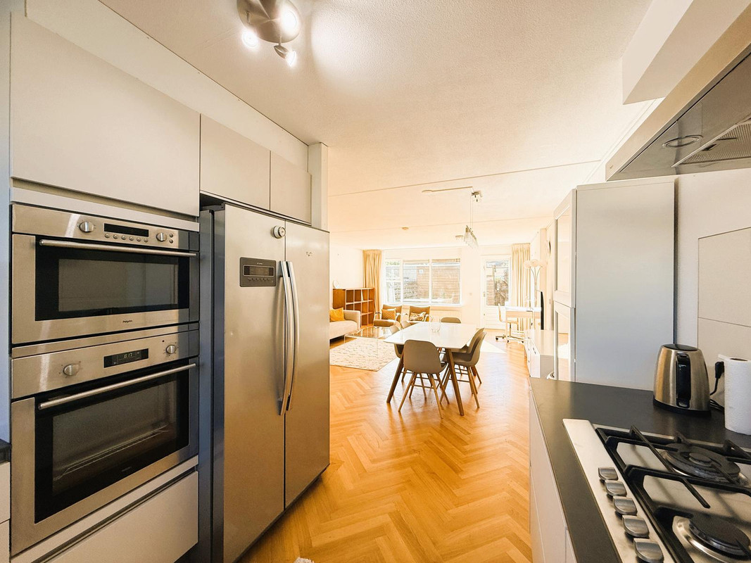 Tussenwoning te huur: Wilhelmina Druckerlaan 22, Amstelveen