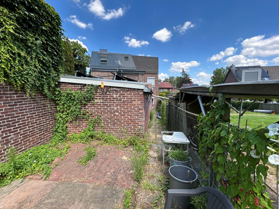 Twee-onder-één-kap te koop: Haanraderstraat 51, Kerkrade