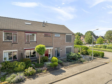 Pluutstraat 44