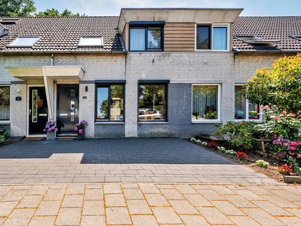 Kapelaan Nausstraat 25