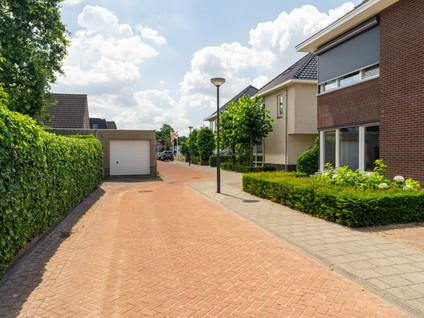 Achter de Hoven 2A