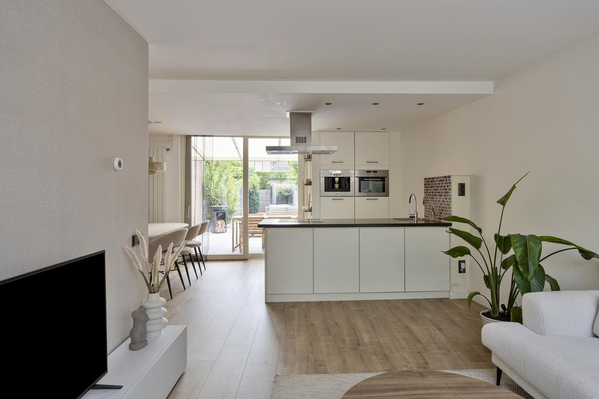 Tussenwoning te koop: Gandhiplein 20, Maastricht