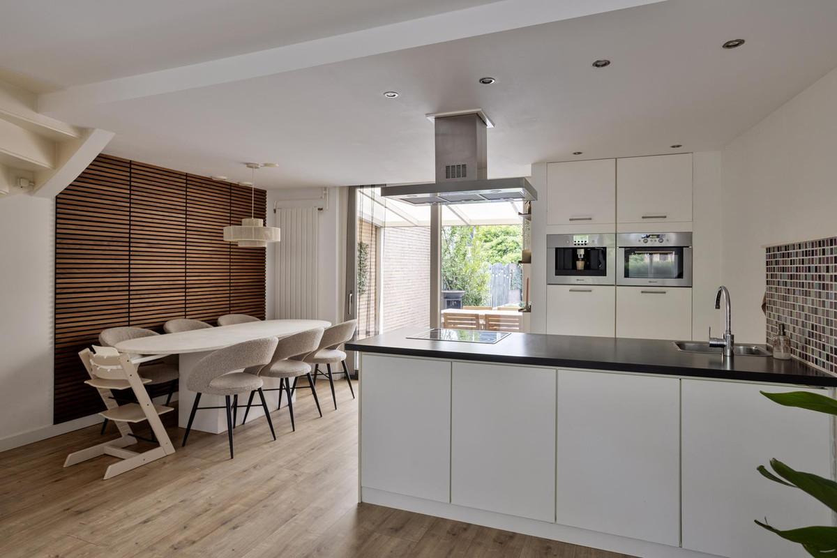 Tussenwoning te koop: Gandhiplein 20, Maastricht