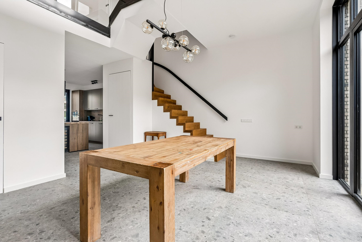 Tussenwoning te koop: Nydia Ecurystraat 12, Amsterdam