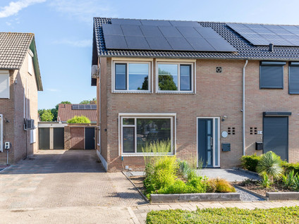 Anna van Burenstraat 9