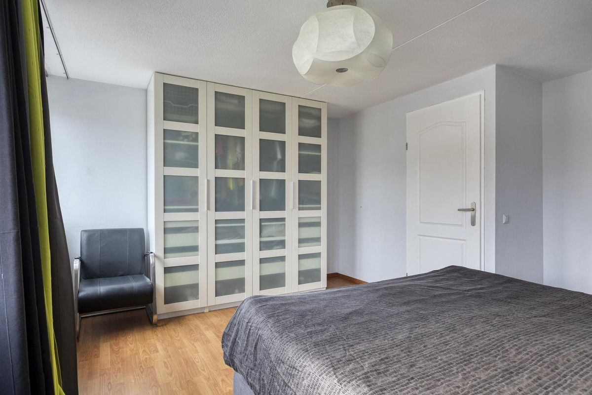 Tussenwoning te koop: Hyacintenveld 51, Bergen Op Zoom