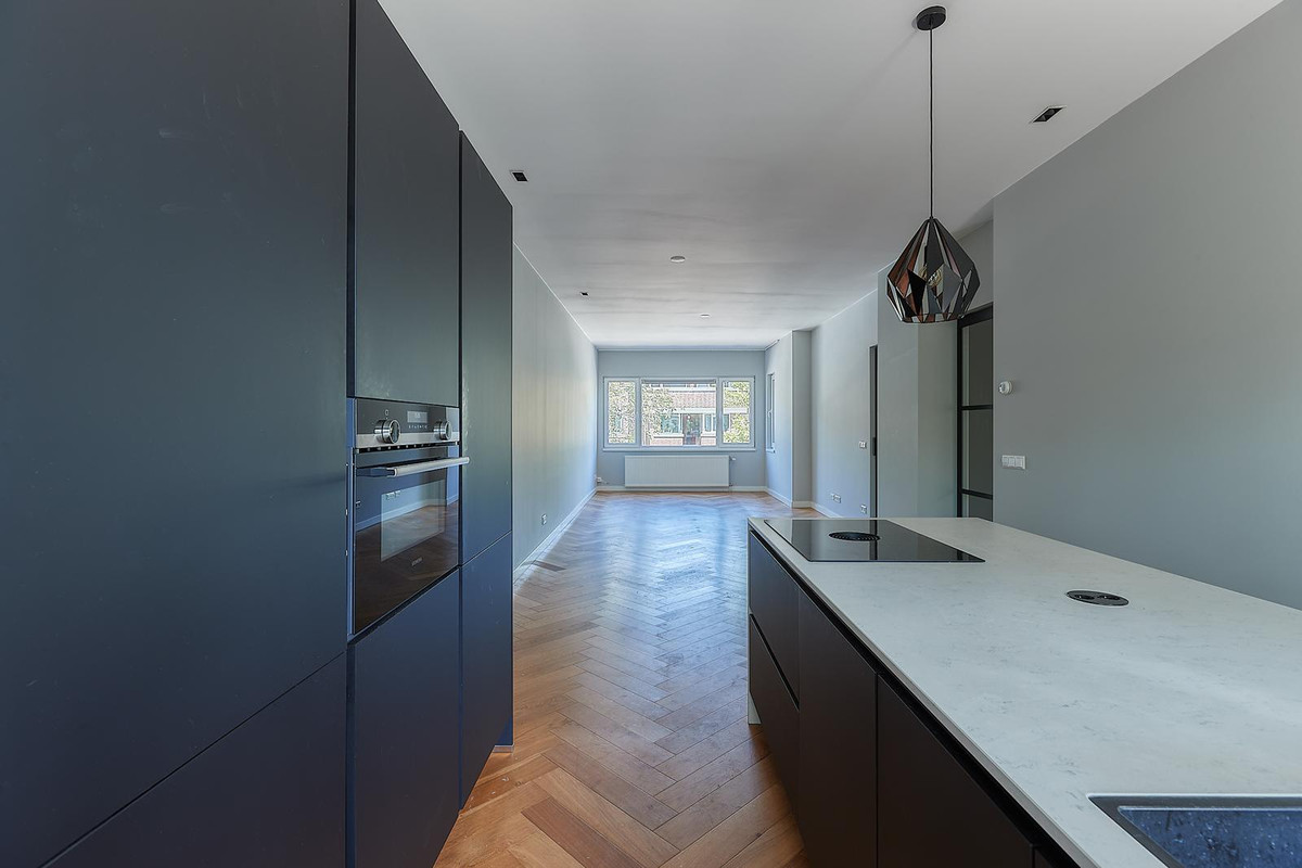 Appartement te koop: Juliana van Stolberglaan 333, 'S-Gravenhage