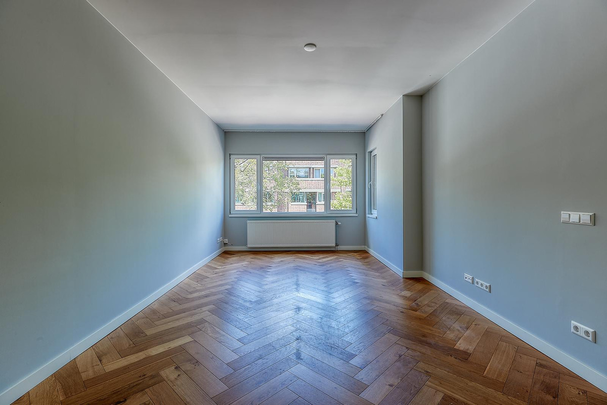 Appartement te koop: Juliana van Stolberglaan 333, 'S-Gravenhage