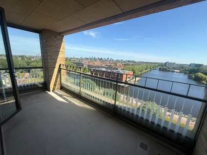 private-rentals for rent on Saskia van Uijlenburgkade 44