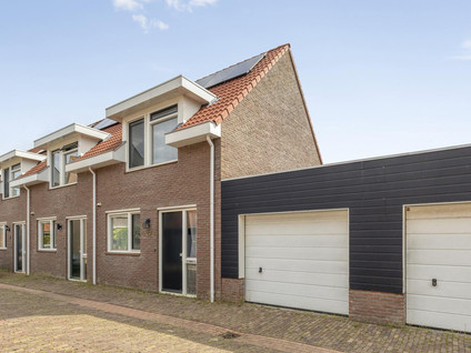 Middenstraat 9