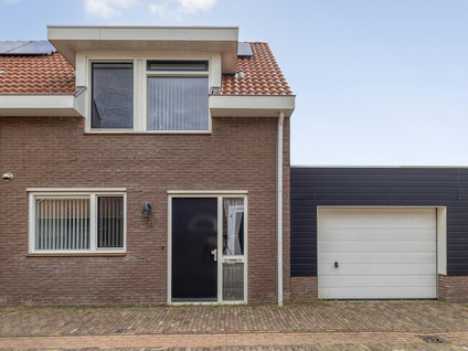 Middenstraat 9