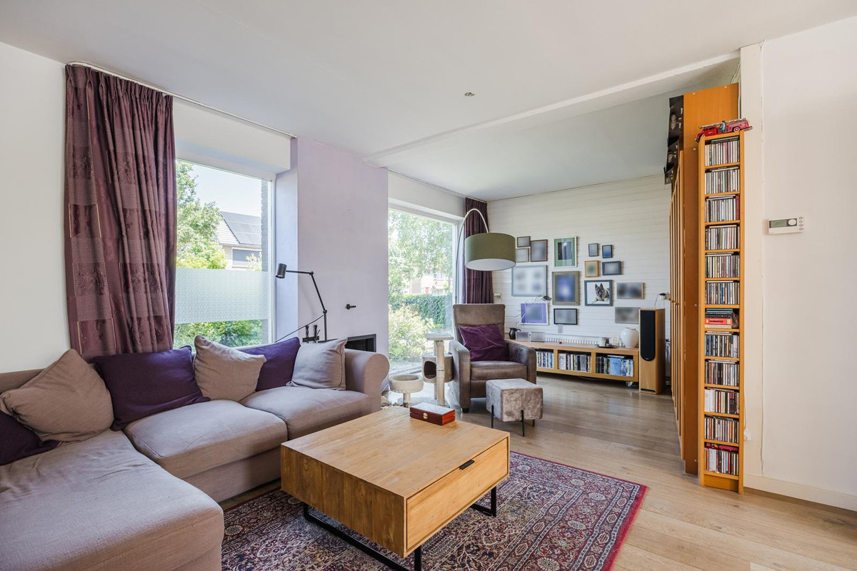Hoekwoning te koop: Valentina Tereshkovastraat 8, Hilvarenbeek