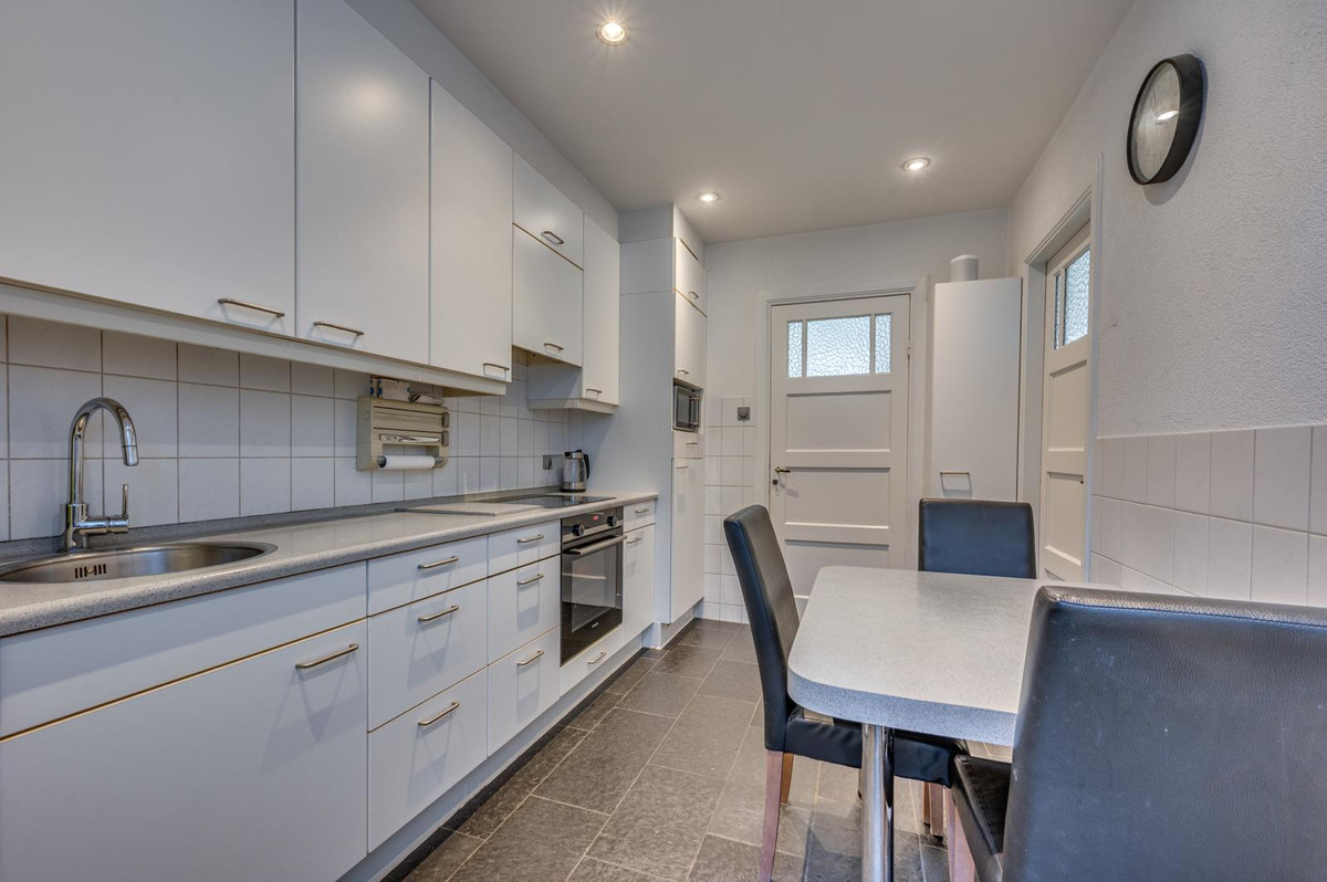 Tussenwoning te koop: Manresastraat 35, Venlo