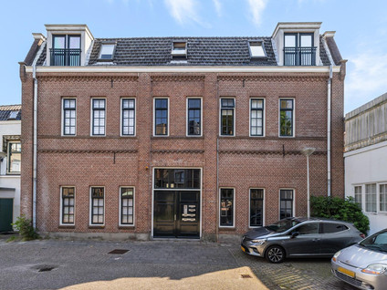 Zwaansgat 26