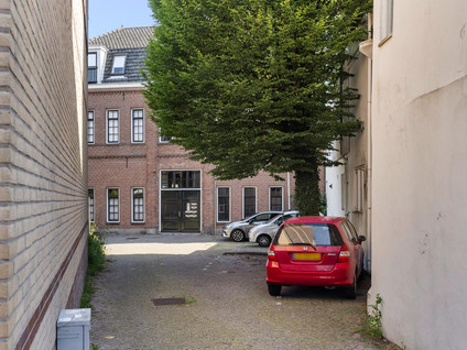 Zwaansgat 26
