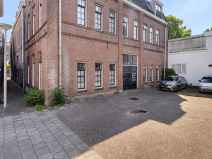 Zwaansgat 26