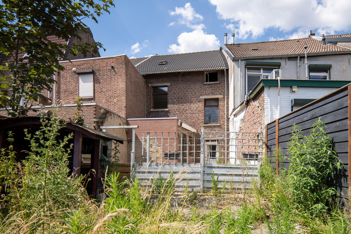 Tussenwoning te koop: Laurastraat 91, Eygelshoven