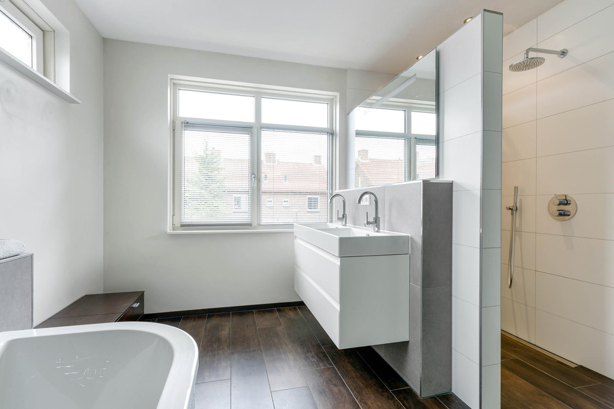 Vrijstaande woning te koop: Voortsweg 165, Enschede
