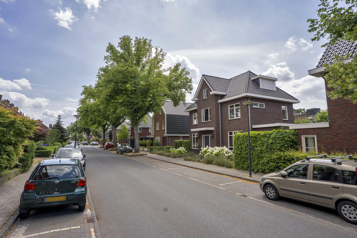 Vrijstaande woning te koop: Voortsweg 165, Enschede