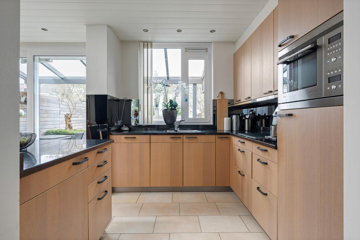 Tussenwoning te koop: Willem de Rijkelaan 10, Eindhoven