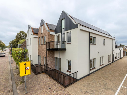 free-sector-houses for rent on Dorpsstraat 10a