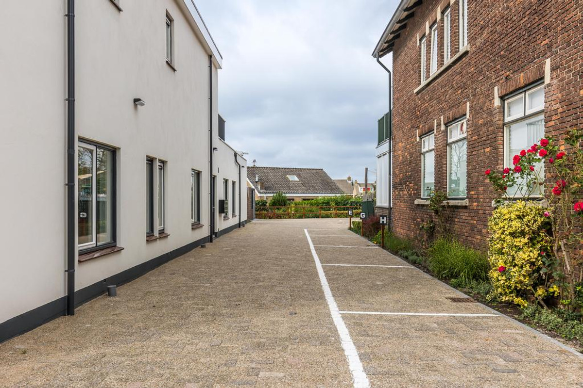 Appartement te huur: Dorpsstraat 10B, Bleiswijk
