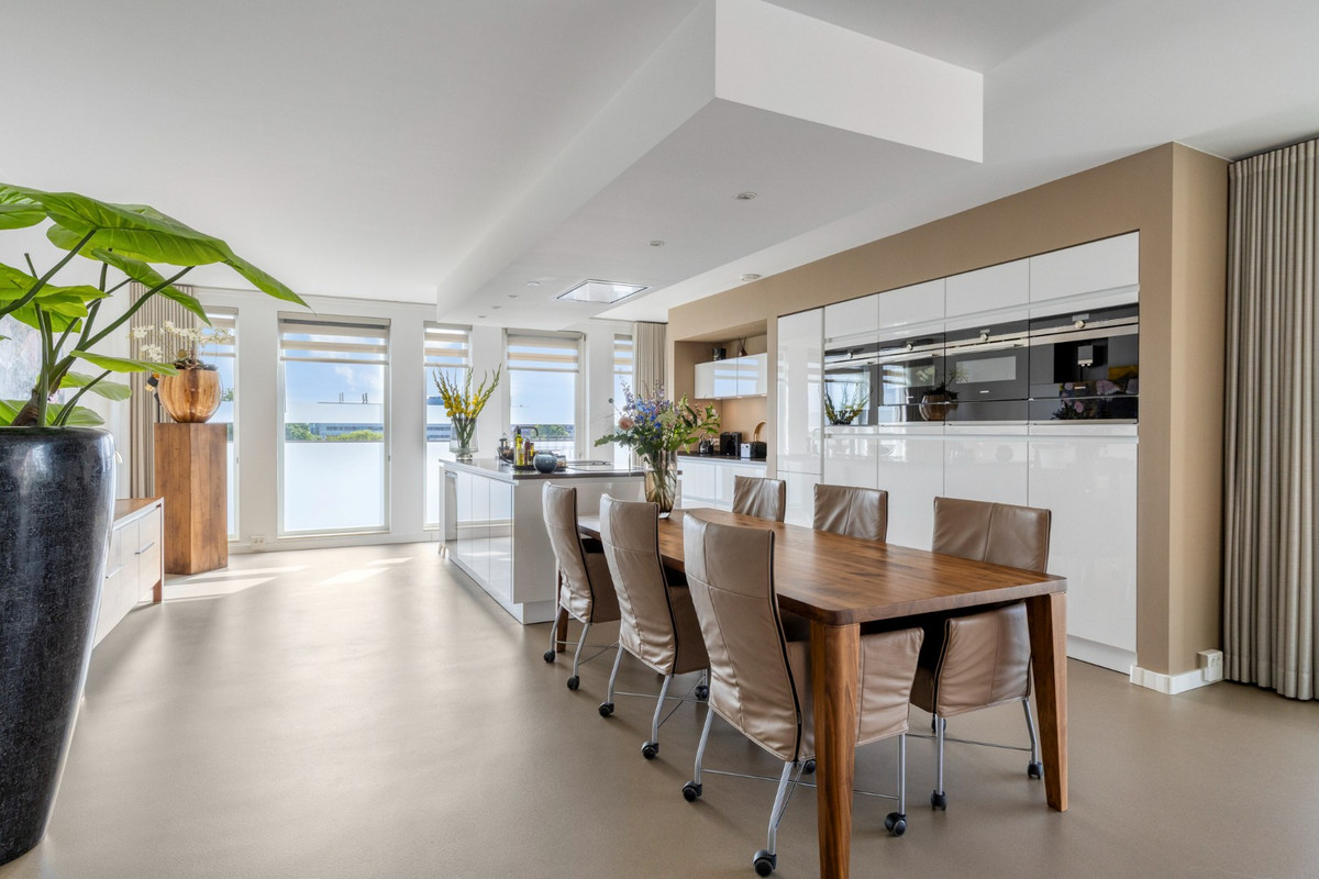 Appartement te koop: Abdijtuinen 421, Veldhoven
