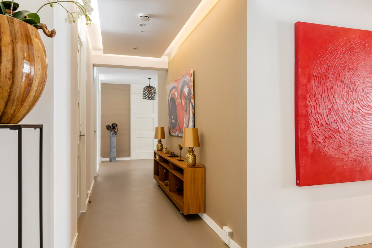 Appartement te koop: Abdijtuinen 421, Veldhoven