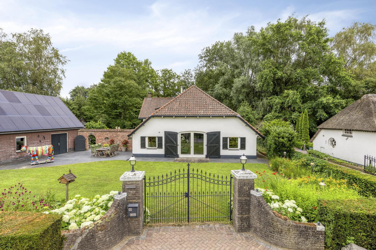 Vrijstaande woning te koop: Runselstraat 10, Berghem