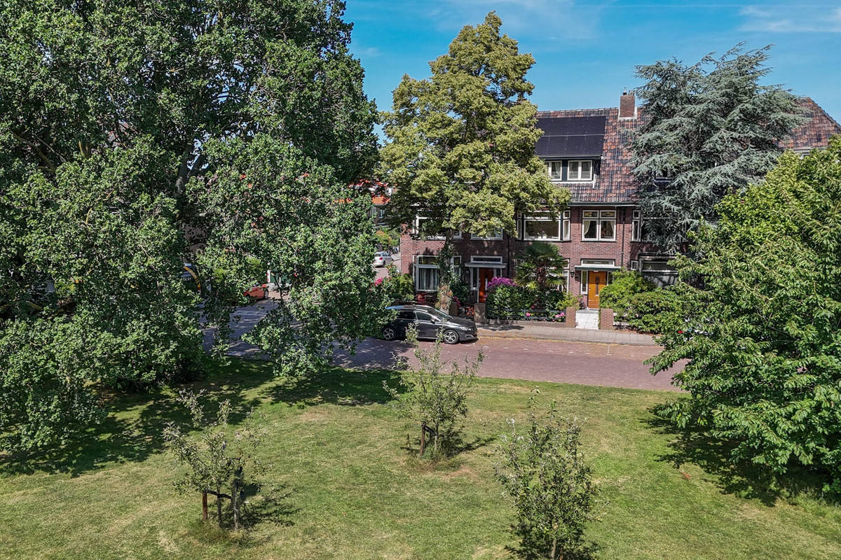 Tussenwoning te koop: Van Den Brandelerkade 19, Leiden
