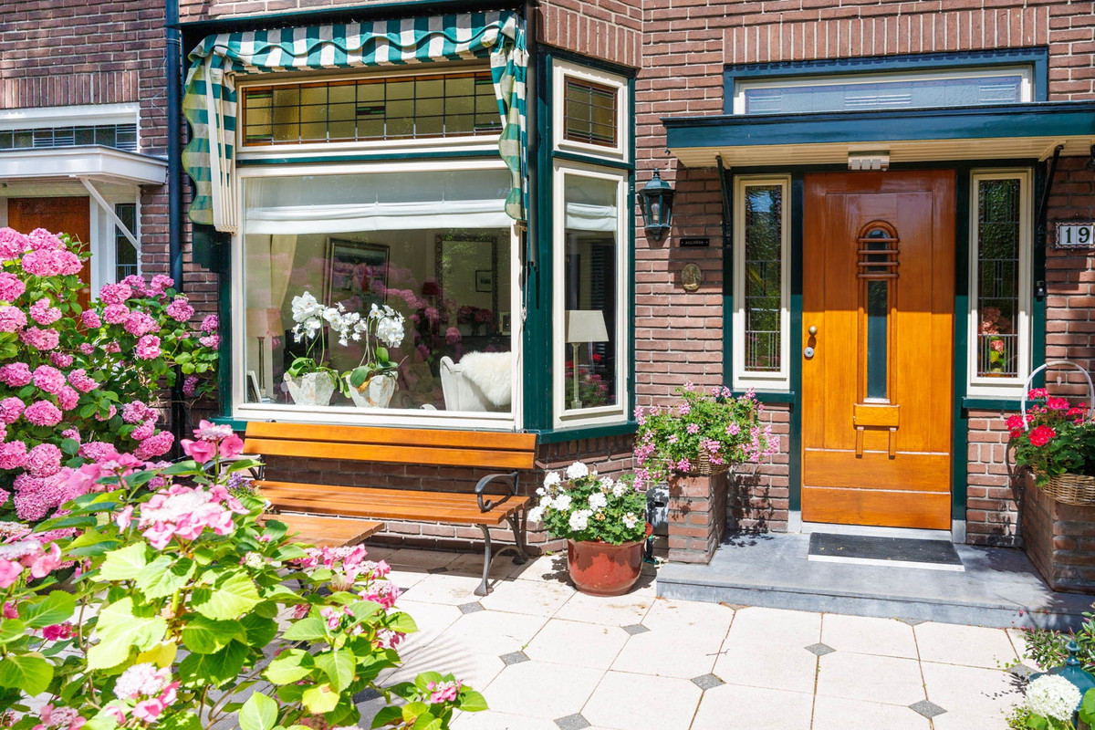 Tussenwoning te koop: Van Den Brandelerkade 19, Leiden