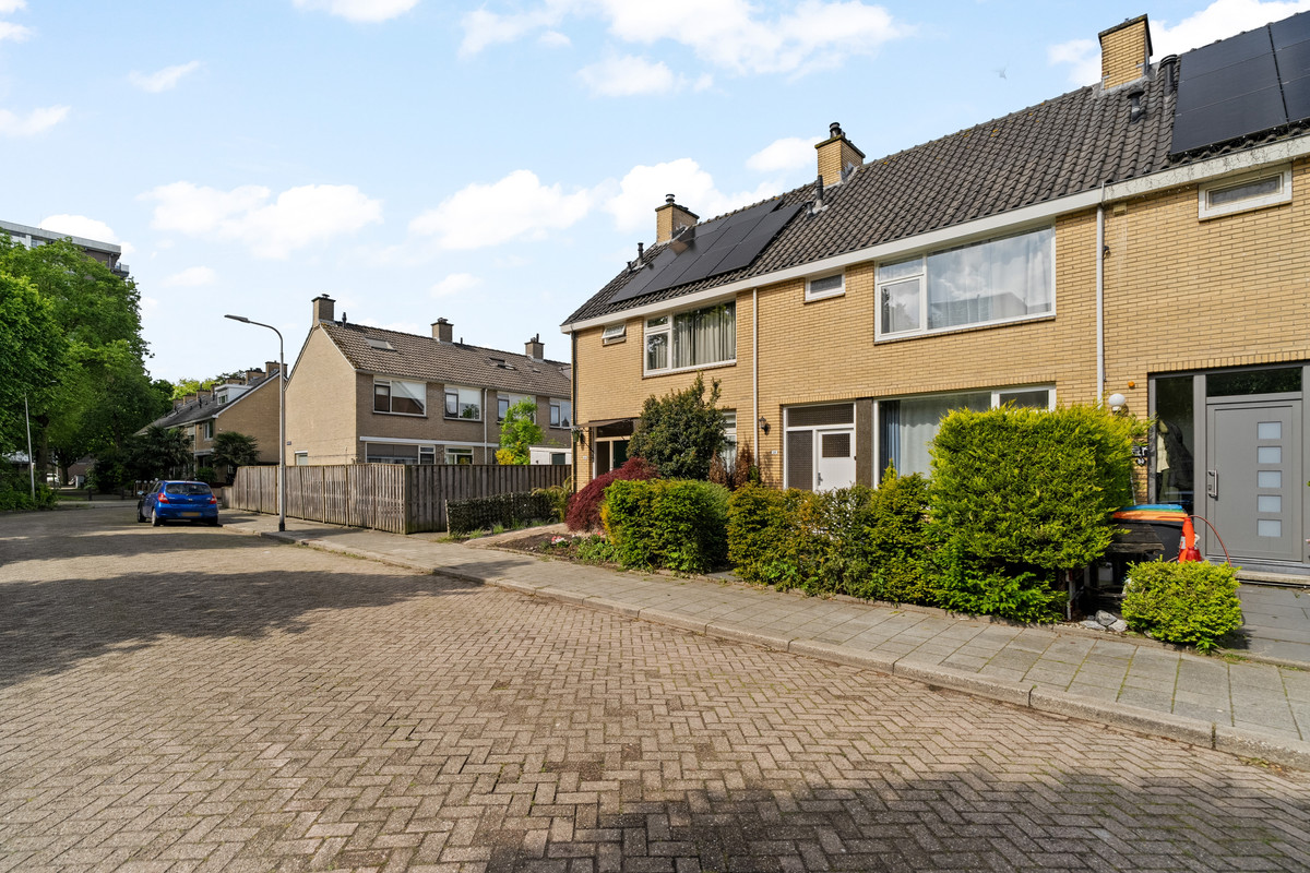 Tussenwoning te koop: IJsselstraat 38, Ridderkerk