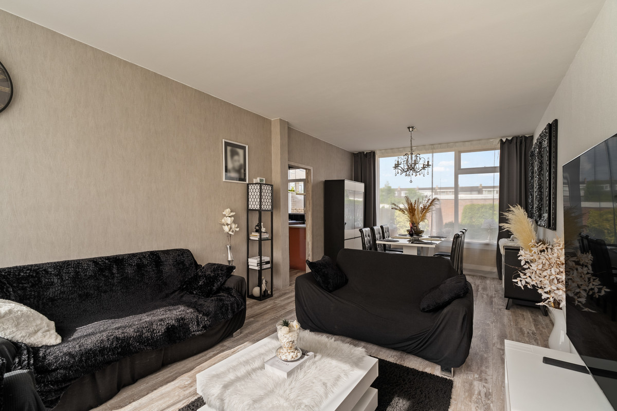 Tussenwoning te koop: IJsselstraat 38, Ridderkerk
