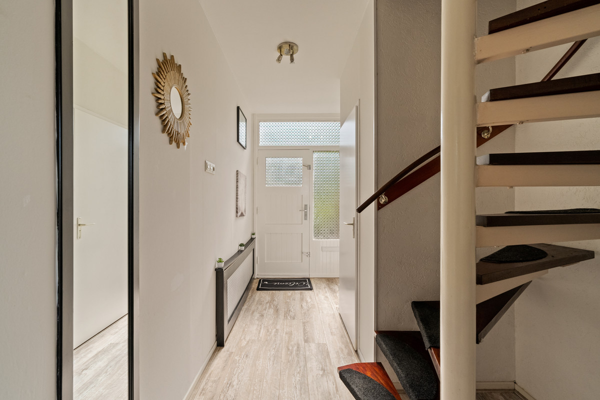 Tussenwoning te koop: IJsselstraat 38, Ridderkerk
