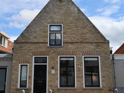 Burgemeester Mentzstraat 18