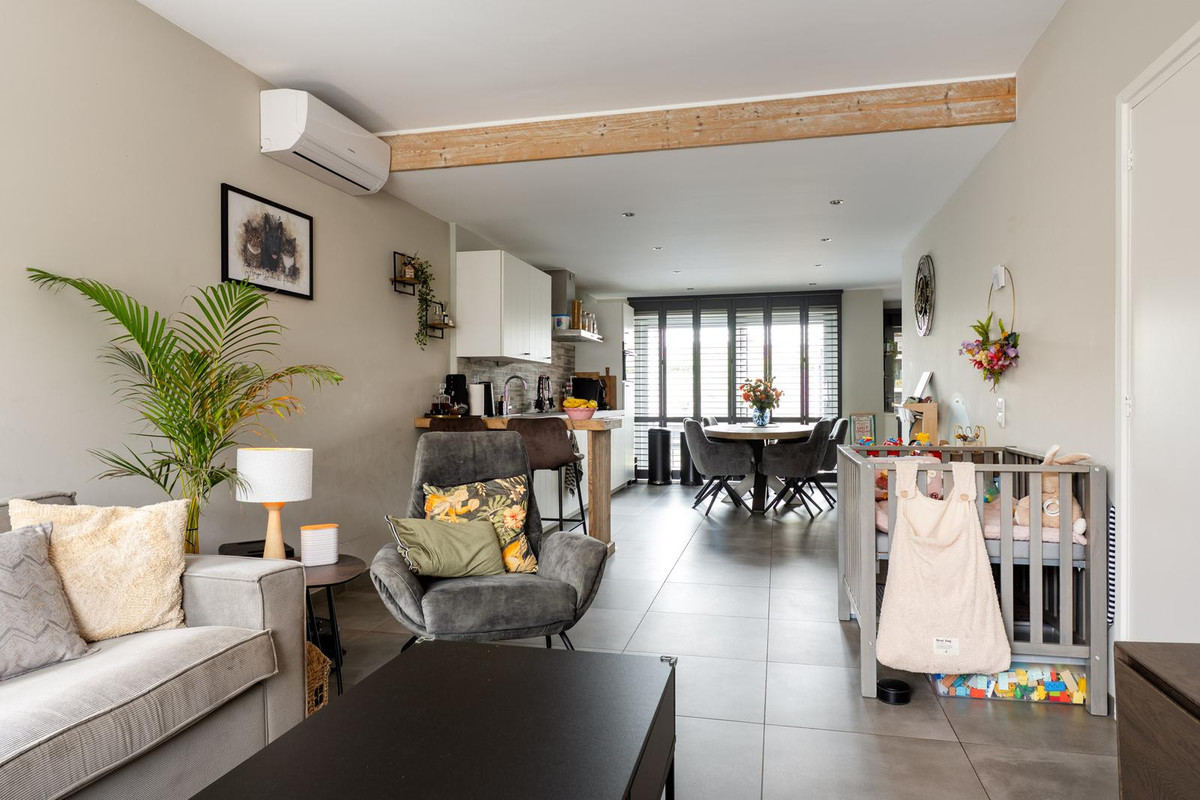 Hoekwoning te koop: Bevrijdingstraat 42, Ossendrecht