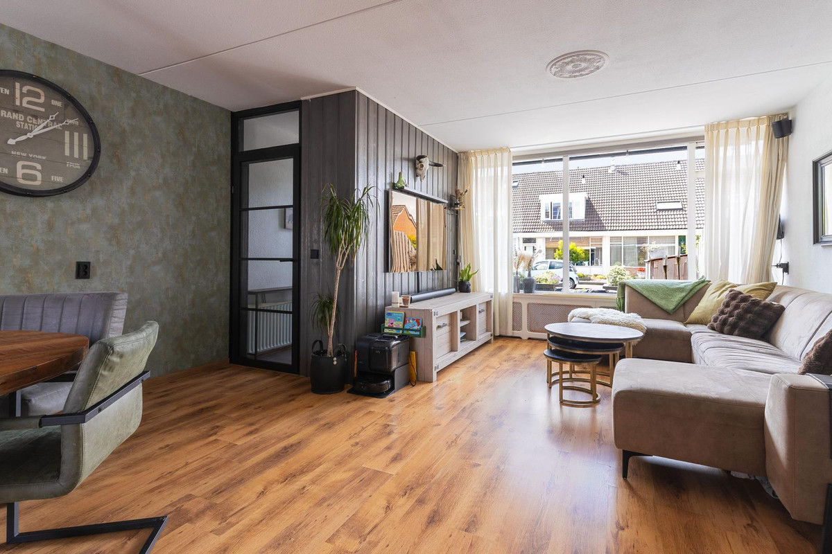 Tussenwoning te koop: Cunerastraat 4, Nibbixwoud