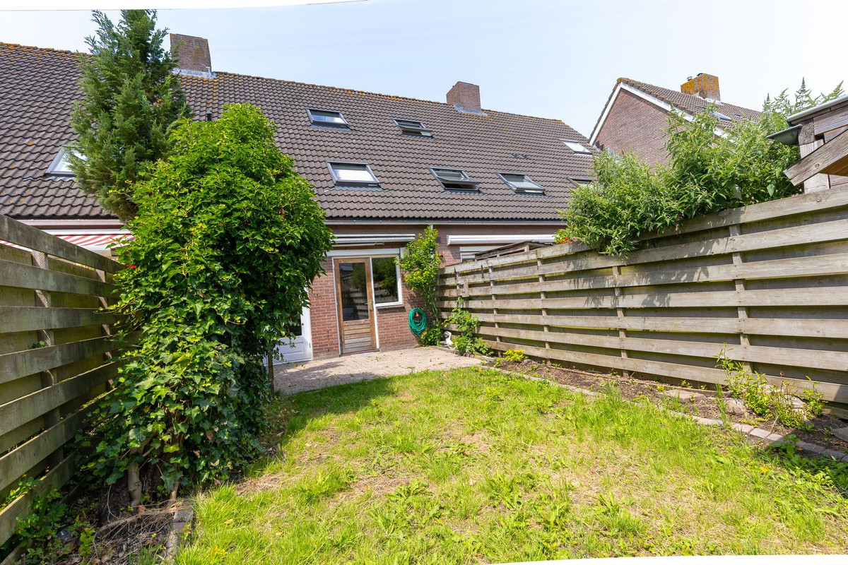 Tussenwoning te koop: Windmolen 98, Hoorn
