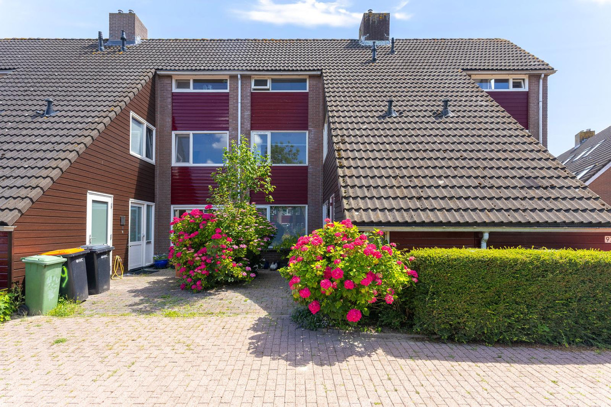 Tussenwoning te koop: Windmolen 98, Hoorn