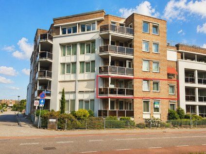 free-sector-houses for rent on Heuvelstraat 14