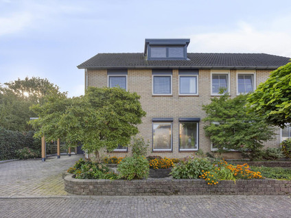 De Geer 16