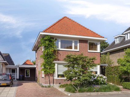 Raadhuisstraat 17