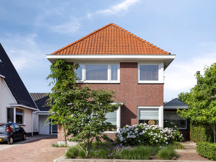 Raadhuisstraat 17